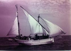 Navegant a vela (Arxiu Casablanques)